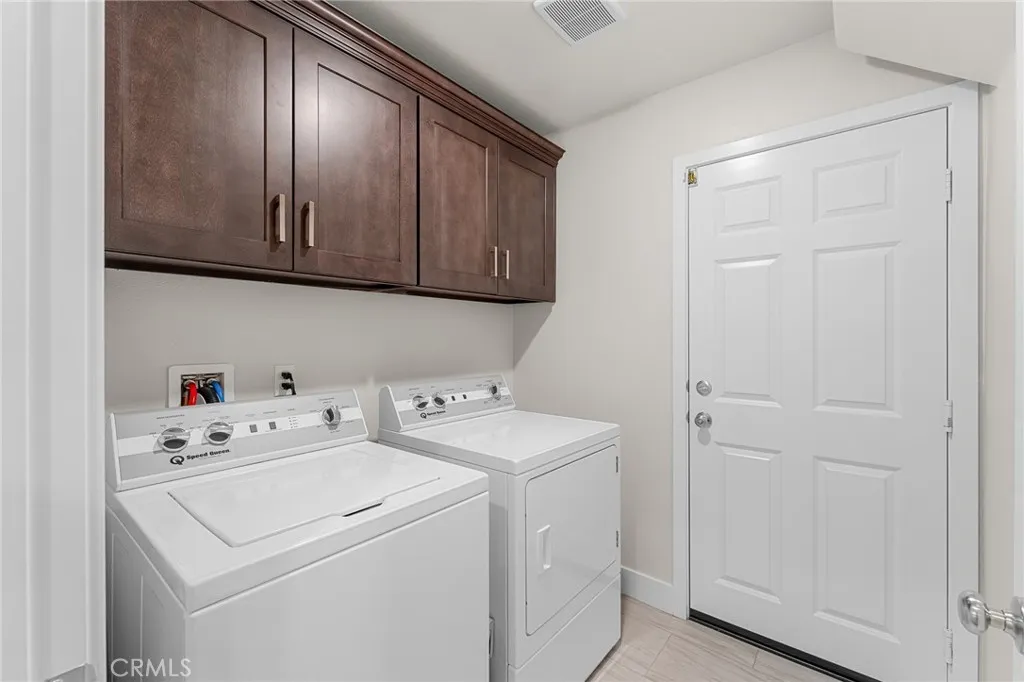 1240 Prabhu Way, Pomona, California 91768 home-pic-25